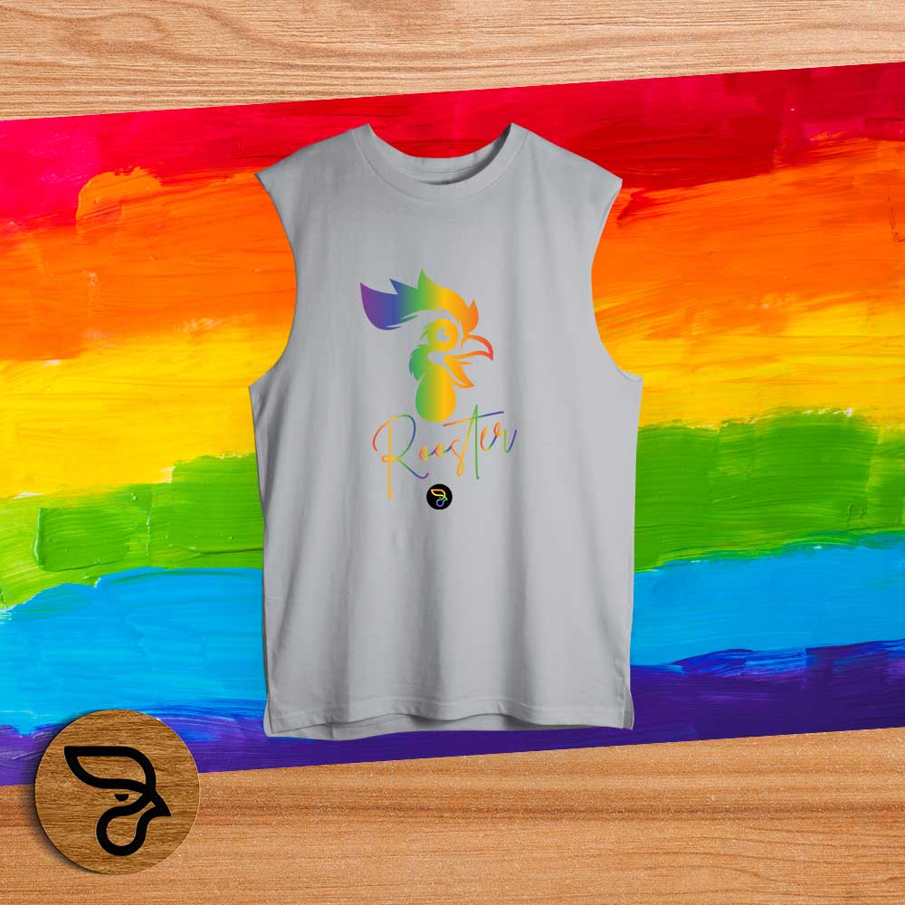 regata cavada 100% algodão LGBTQIA+ SPEAKING RAINBOW ROOSTER - Imagem 2
